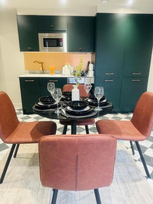 99 Apartment, Trendy Location D Апартаменты